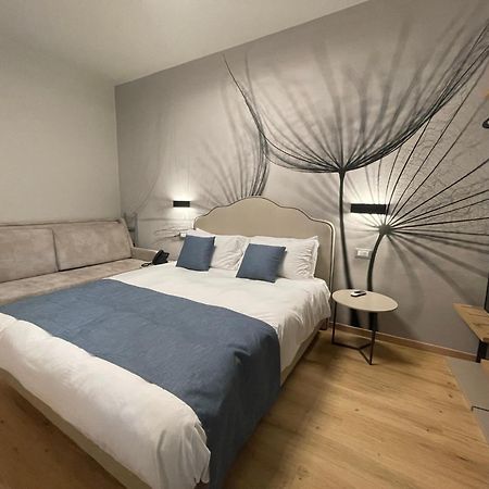 Hotel Central Giacomini Salò Dış mekan fotoğraf