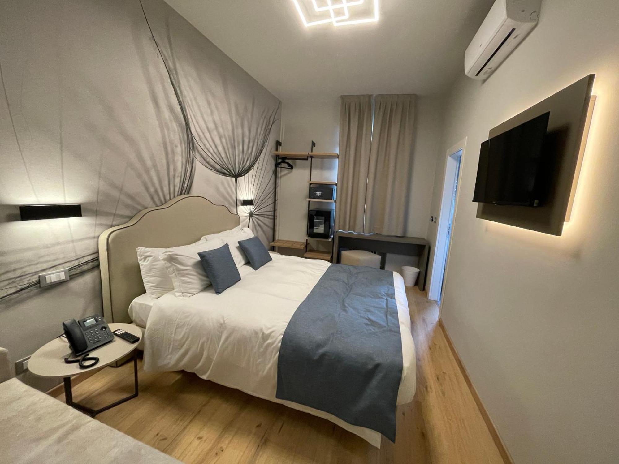 Hotel Central Giacomini Salò Dış mekan fotoğraf