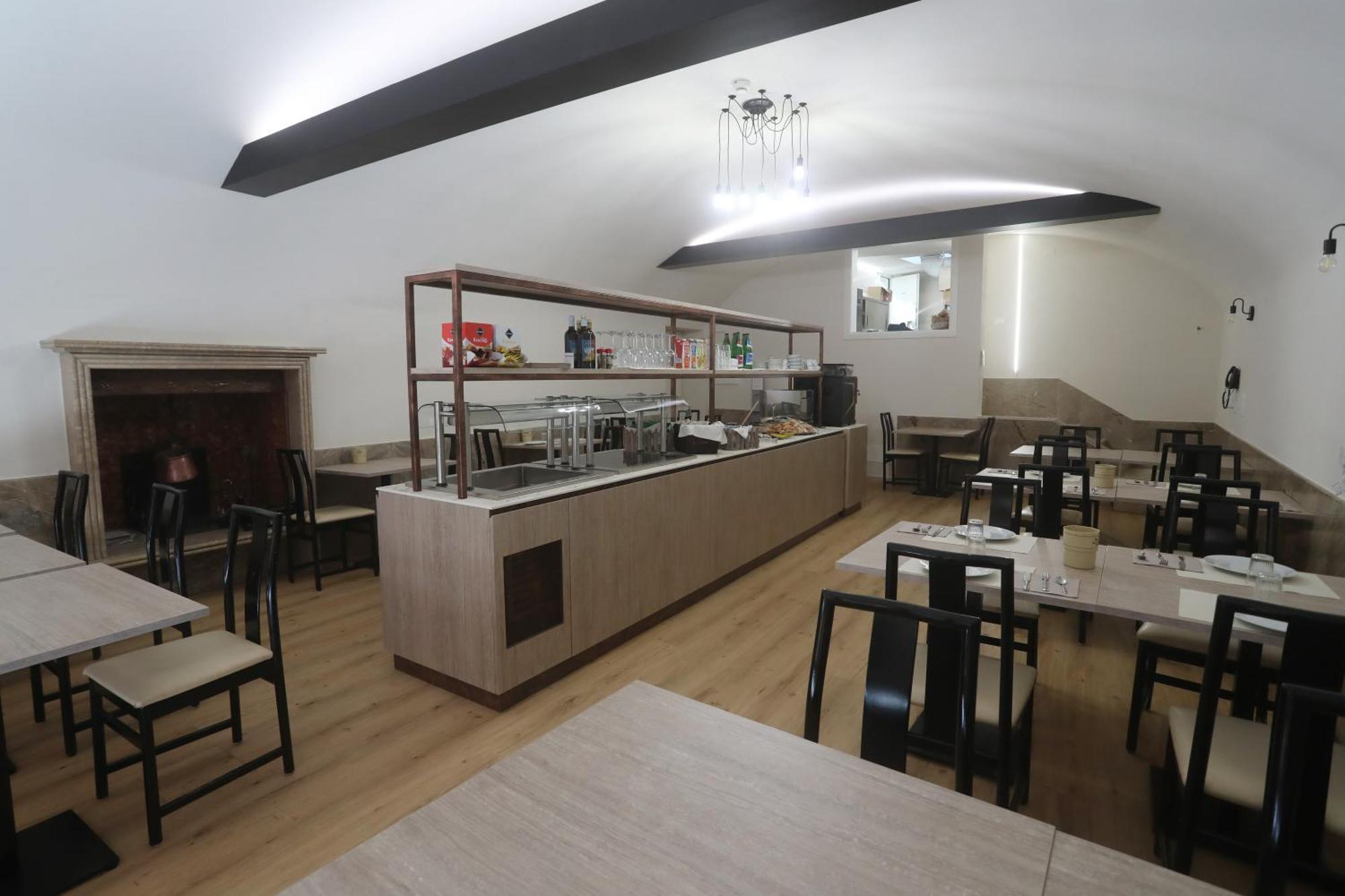 Hotel Central Giacomini Salò Dış mekan fotoğraf