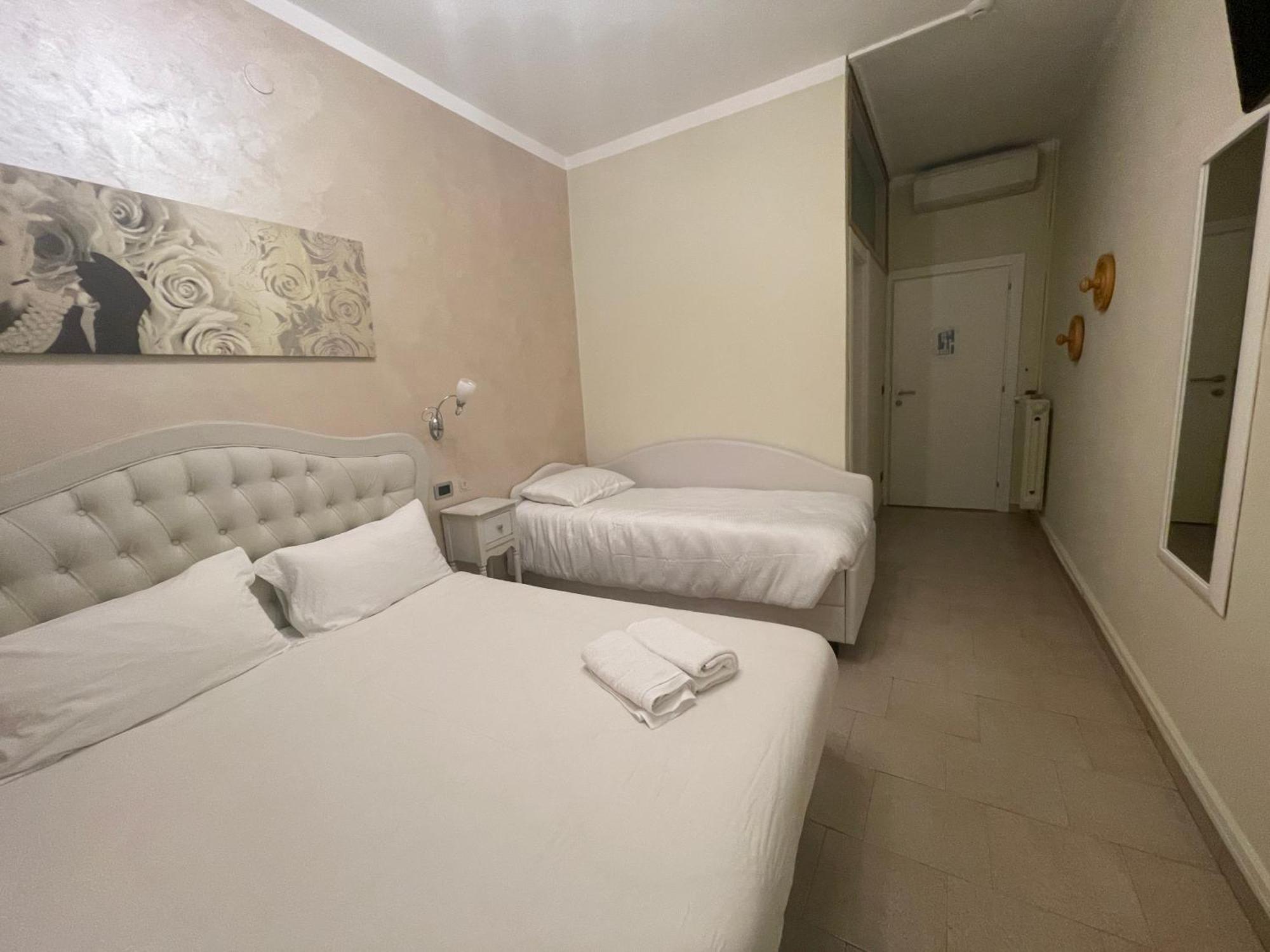 Hotel Central Giacomini Salò Dış mekan fotoğraf